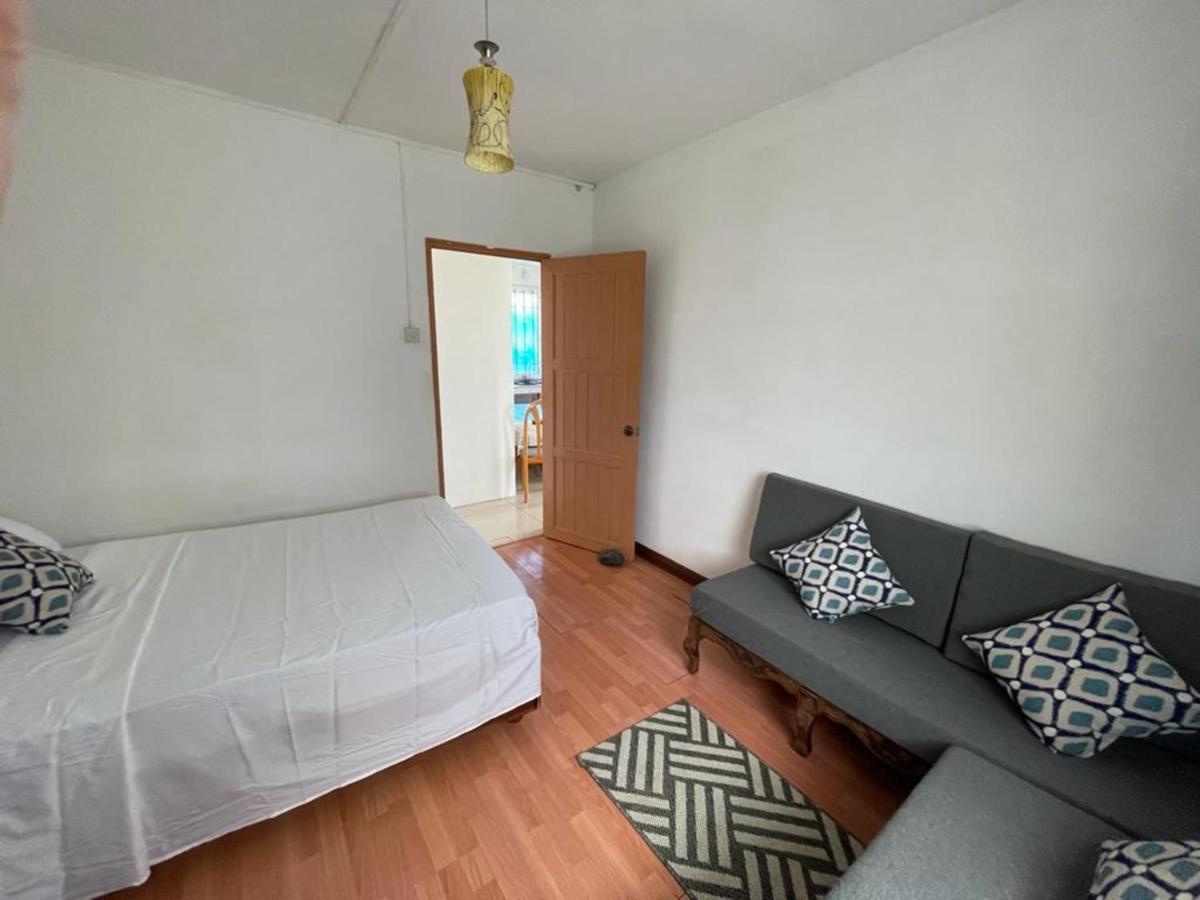 Pereyber 2 Room Appartment Pereybere Beach Exteriör bild