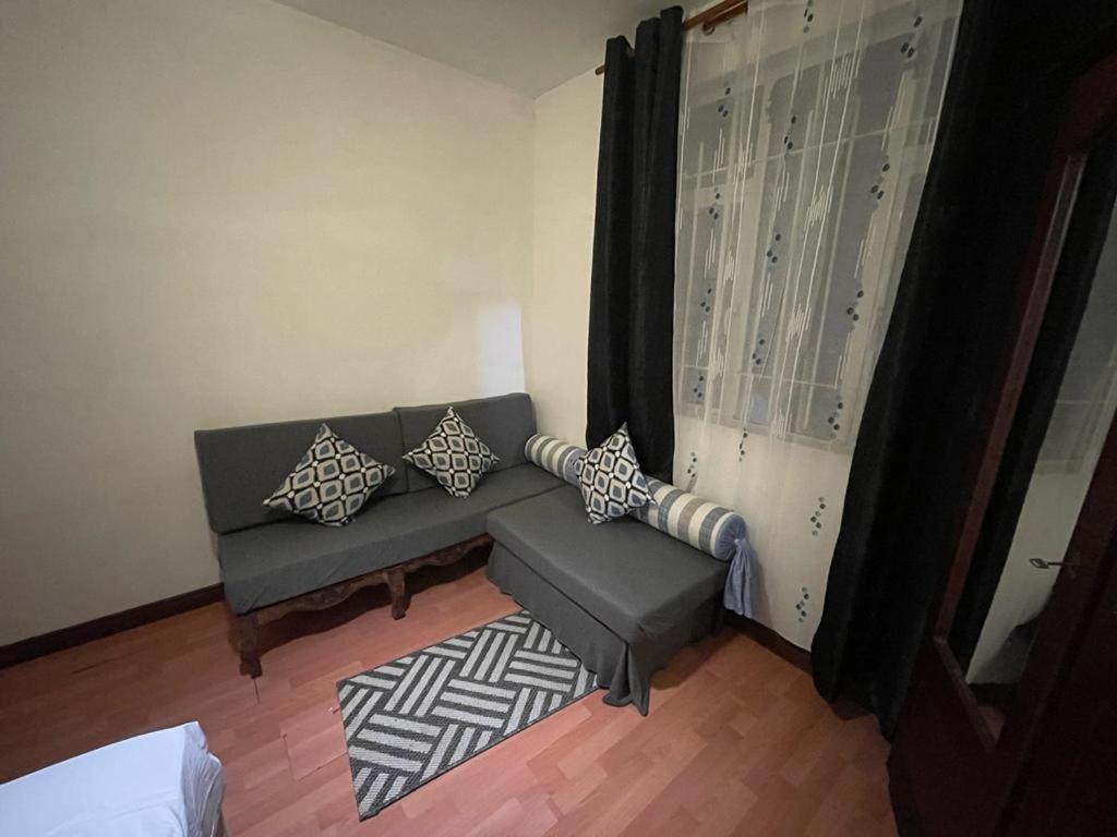 Pereyber 2 Room Appartment Pereybere Beach Exteriör bild